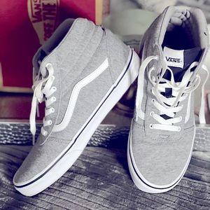 GRAY VANS
